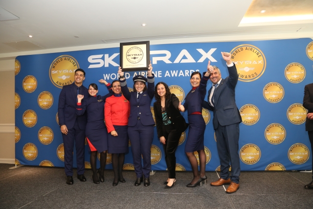 Ganamos por 5 año consecutivo premio Skyrax a la mejor aerolinea de Latinoamerica.
